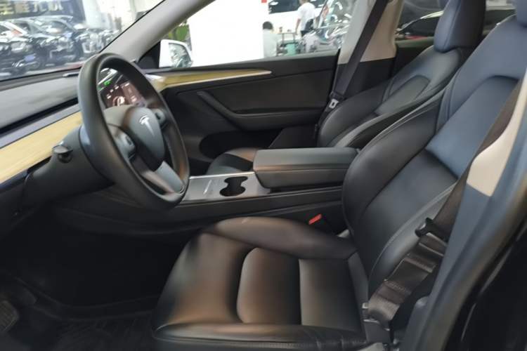 Used Tesla Model Y 2022 Revised Version Long-Range All-Wheel Drive Left Front Seat