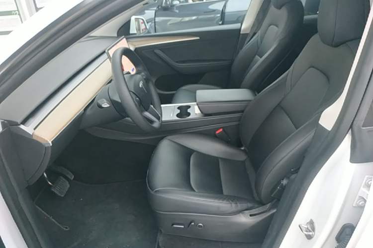 Used Tesla Model Y 2022 Revised Version Long-Range All-Wheel Drive Left Front Seat