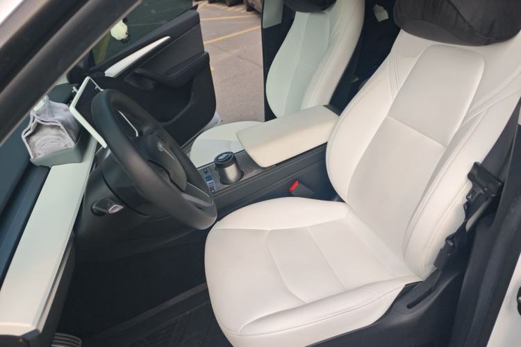 Used Tesla Model Y 2022 Performance High-Performance All-Wheel-Drive Version Left Front Seat