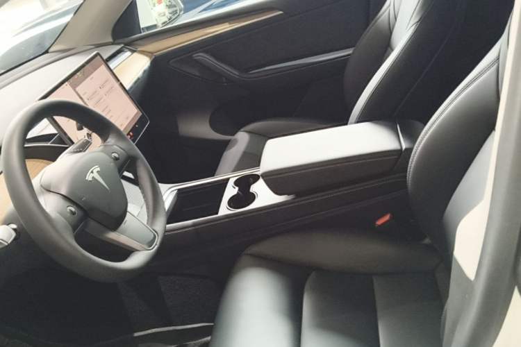 Used Tesla Model Y 2022 Revised Version Rear-Wheel Drive Left Front Seat