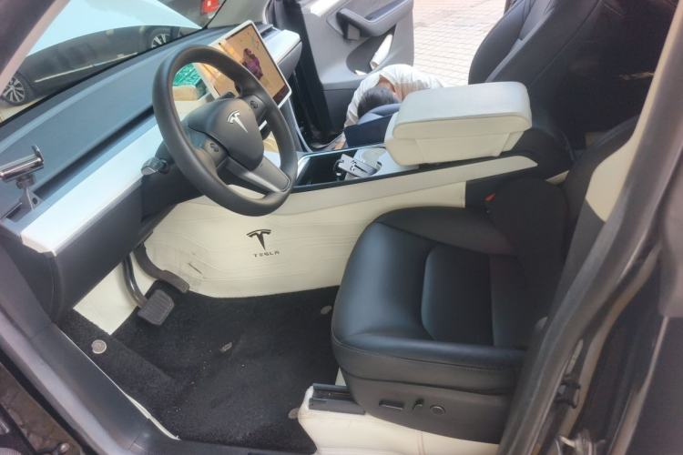Used Tesla Model Y 2022 Revised Version Rear-Wheel Drive Left Front Seat
