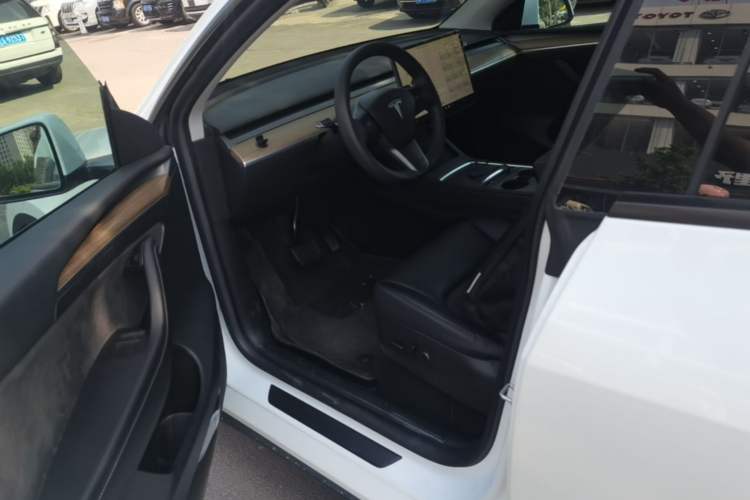 Used Tesla Model Y 2022 Revised Version Rear-Wheel Drive Left Front Seat