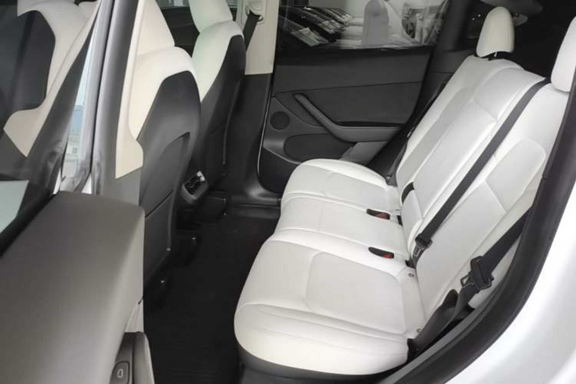 Used Tesla Model Y 2022 Revised Version Rear-Wheel Drive Left Rear Seat