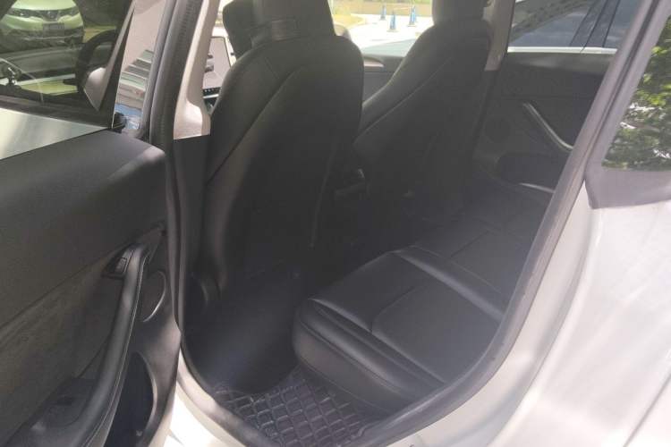 Used Tesla Model Y 2022 Revised Version Rear-Wheel Drive Left Rear Seat