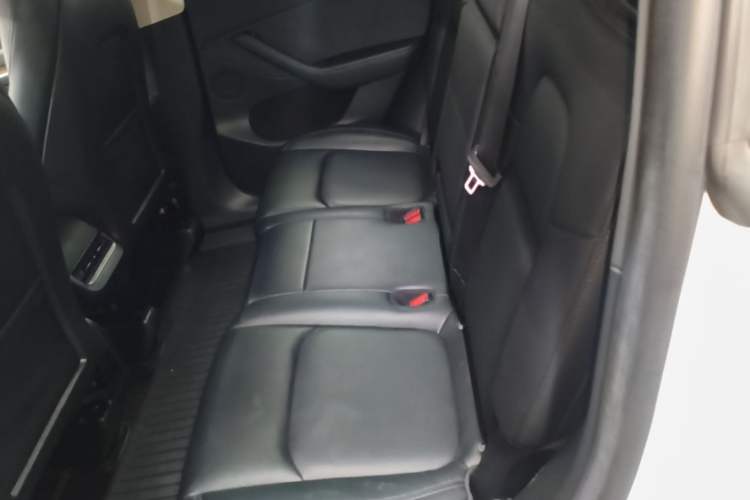Used Tesla Model Y 2022 Revised Version Rear-Wheel Drive Left Rear Seat