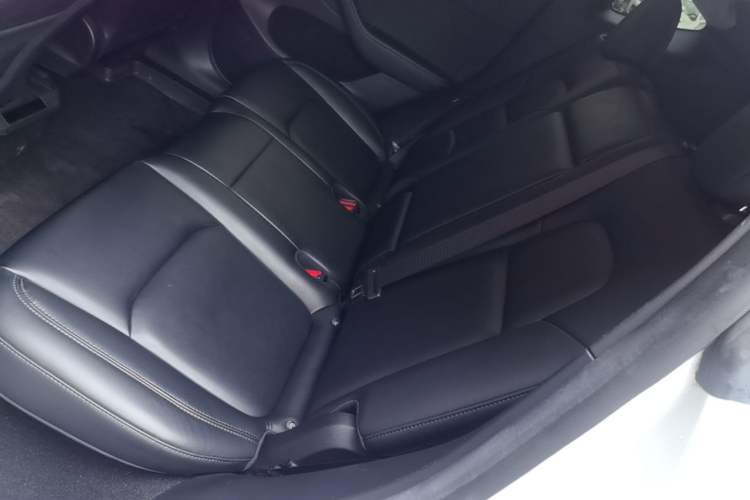 Used Tesla Model Y 2022 Revised Version Rear-Wheel Drive Left Rear Seat