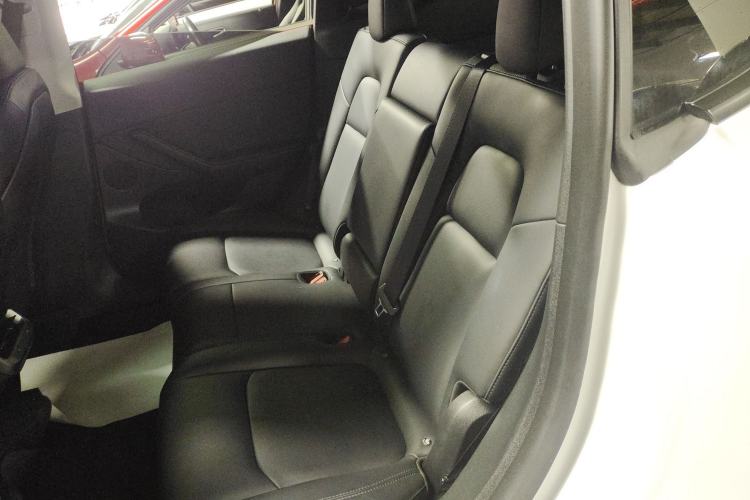 Used Tesla Model Y 2022 Revised Version Rear-Wheel Drive Left Rear Seat