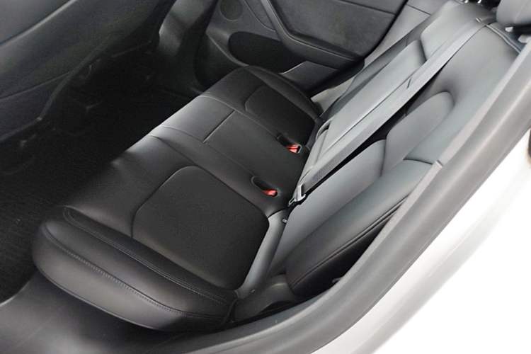 Used Tesla Model Y 2022 Rear-Wheel-Drive Version Left Rear Seat