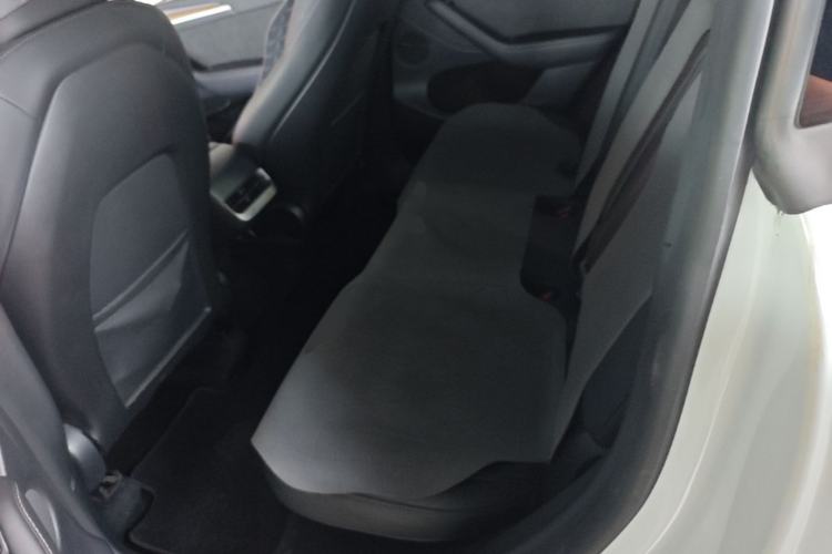 Used Tesla Model Y 2022 Revised Version Rear-Wheel Drive Left Rear Seat