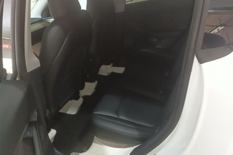 Used Tesla Model Y 2022 Revised Version Long-Range All-Wheel Drive Left Rear Seat