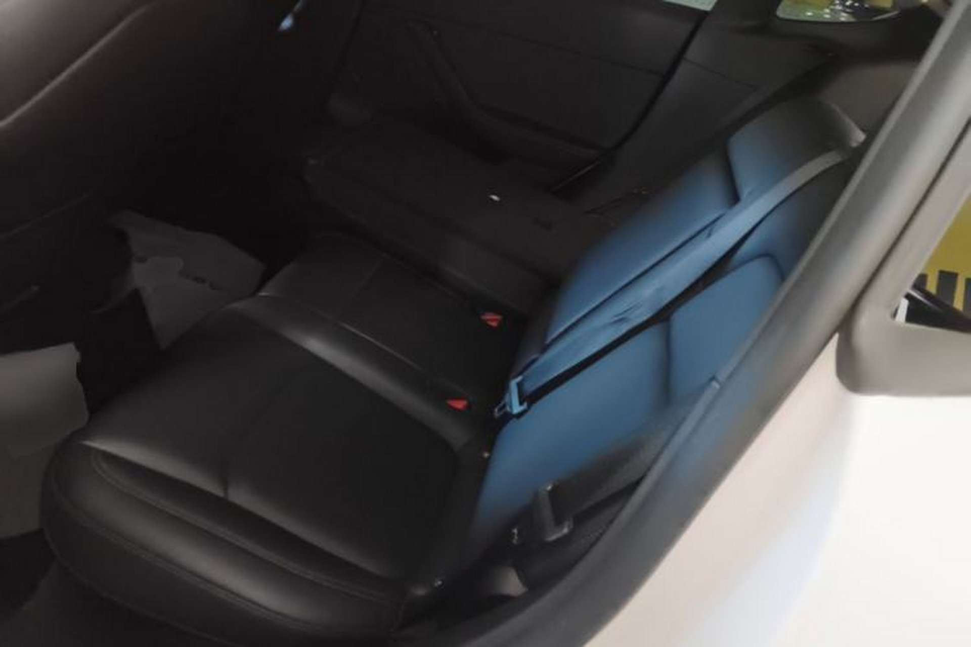 Used Tesla Model Y 2022 Revised Version Long-Range All-Wheel Drive Left Rear Seat