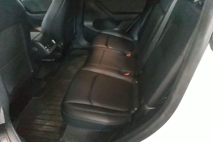 Used Tesla Model Y 2022 Revised Version Rear-Wheel Drive Left Rear Seat