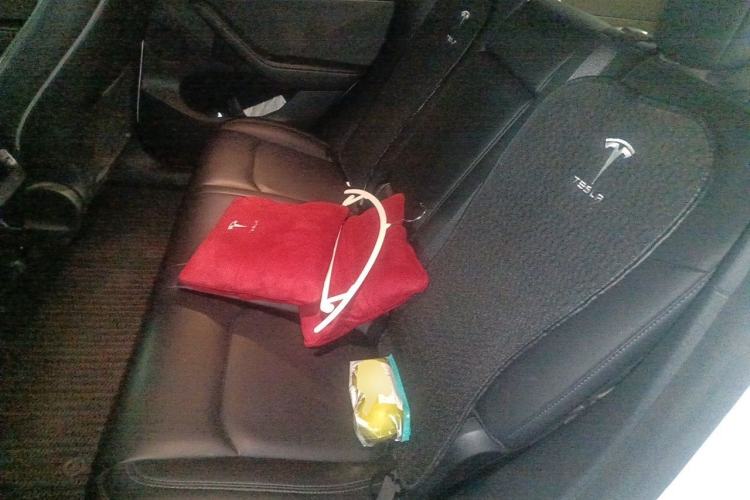 Used Tesla Model Y 2022 Rear-Wheel-Drive Version Left Rear Seat