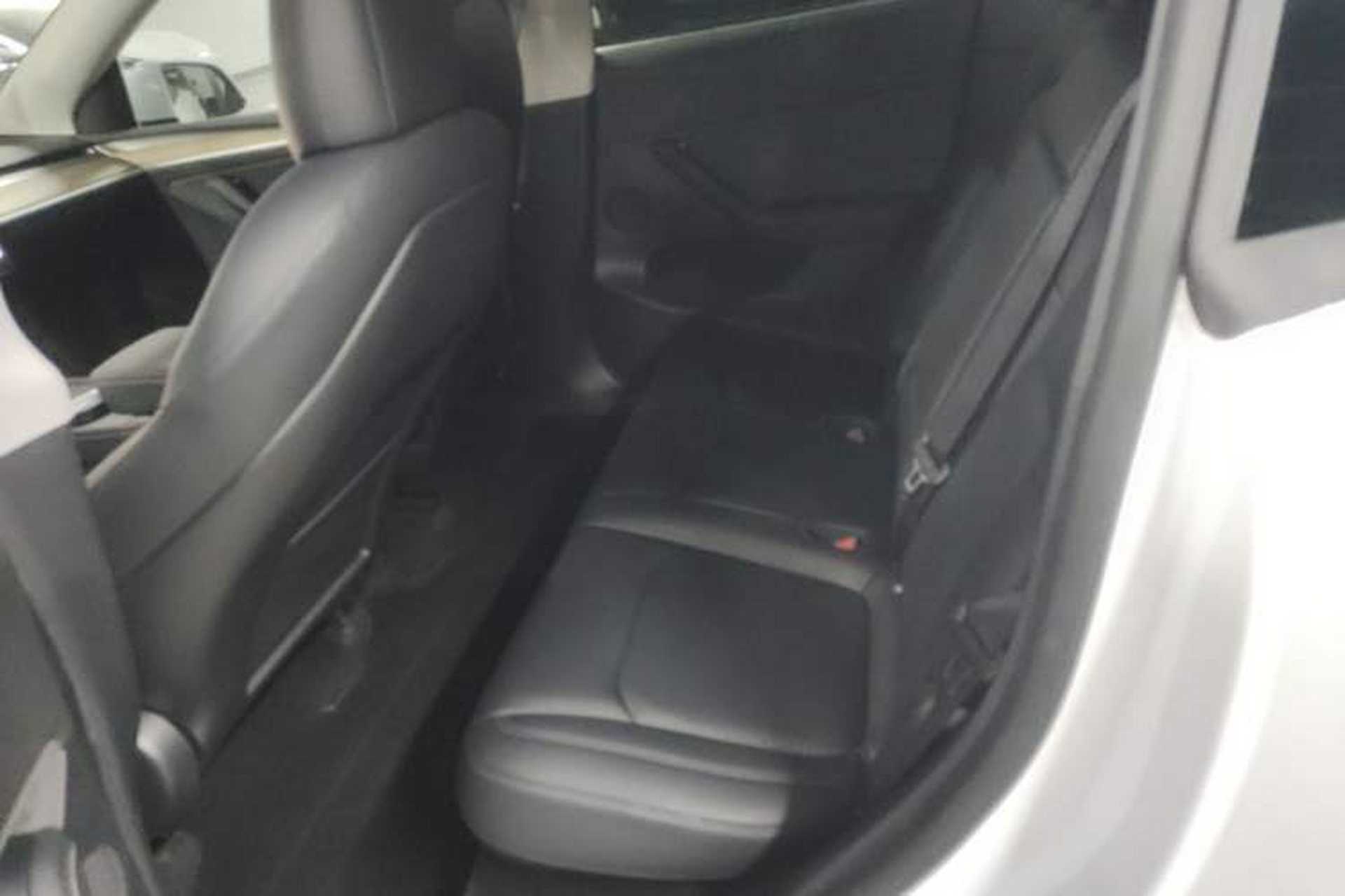 Used Tesla Model Y 2022 Rear-Wheel-Drive Version Left Rear Seat