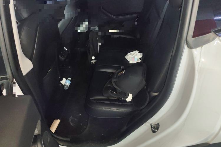 Used Tesla Model Y 2022 Rear-Wheel-Drive Version Left Rear Seat