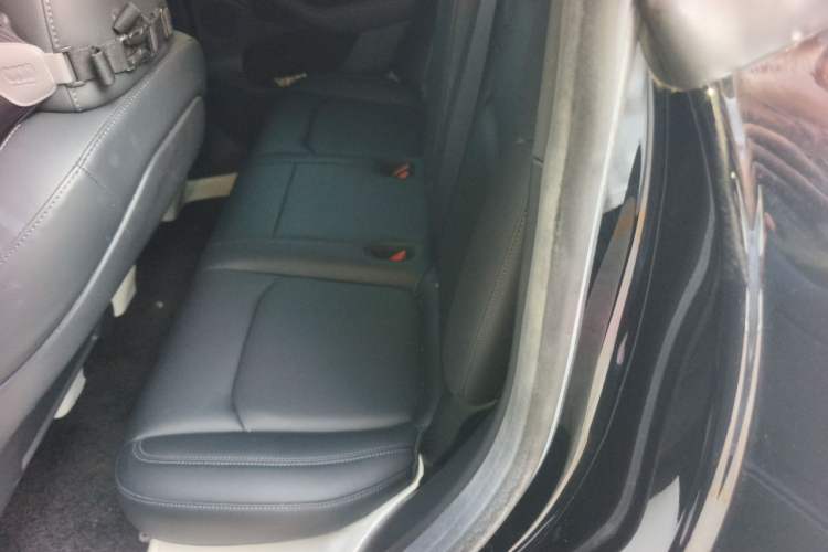 Used Tesla Model Y 2022 Revised Version Rear-Wheel Drive Left Rear Seat