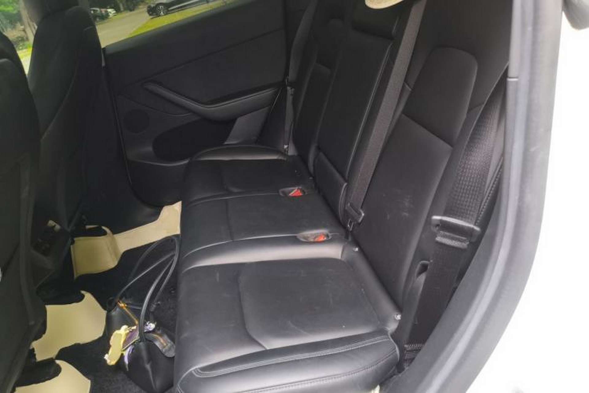 Used Tesla Model Y 2022 Rear-Wheel-Drive Version Left Rear Seat