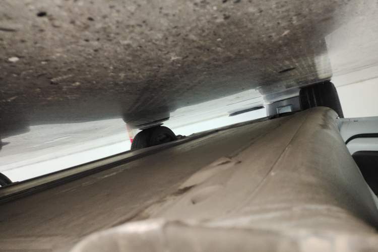 Used Tesla Model Y 2022 Revised Version Rear-Wheel Drive Left Side Sill
