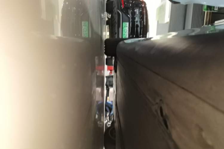 Used Tesla Model Y 2022 Rear-Wheel-Drive Version Left Side Sill