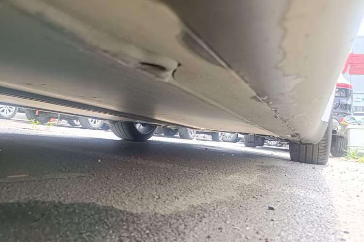 Used Tesla Model Y 2022 Revised Version Rear-Wheel Drive Left Side Sill