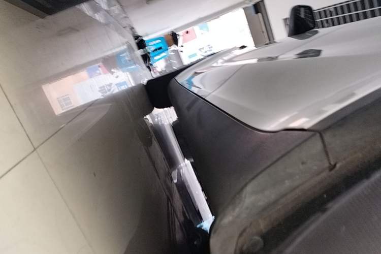 Used Tesla Model Y 2022 Rear-Wheel-Drive Version Left Side Sill