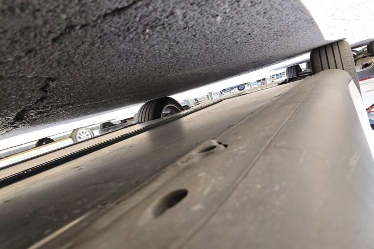 Used Tesla Model Y 2022 Revised Version Rear-Wheel Drive Left Side Sill