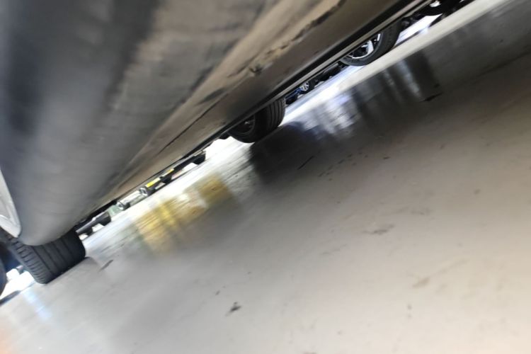 Used Tesla Model Y 2022 Revised Version Rear-Wheel Drive Left Side Sill