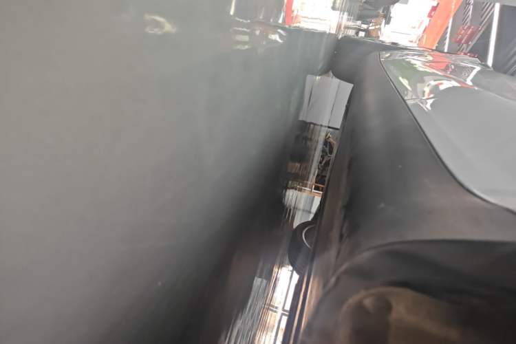 Used Tesla Model Y 2022 Rear-Wheel-Drive Version Left Side Sill