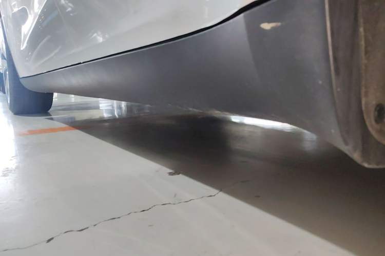 Used Tesla Model Y 2022 Revised Version Rear-Wheel Drive Left Side Sill