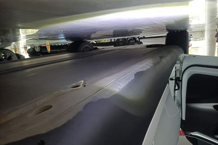 Used Tesla Model Y 2022 Rear-Wheel-Drive Version Left Side Sill