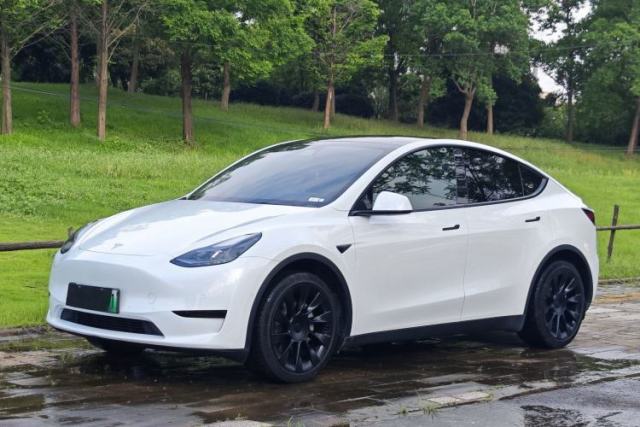 Used Tesla Model Y 2022 Rear-Wheel-Drive Version