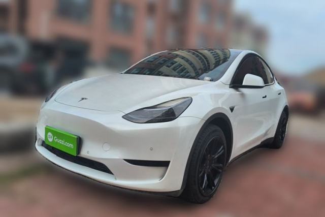 Tesla Model Y 2022 Revised Version Rear-Wheel Drive مستعملة