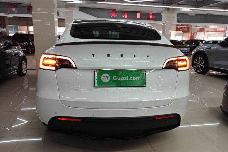Used Tesla Model Y 2022 Long-Range All-Wheel-Drive Version Rear