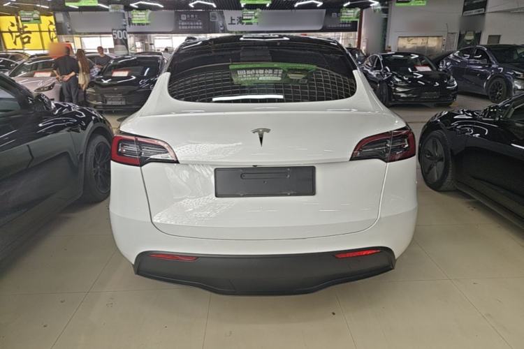 Used Tesla Model Y 2022 Long-Range All-Wheel-Drive Version Rear