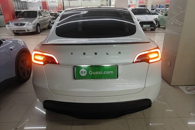 Used Tesla Model Y 2022 Long-Range All-Wheel-Drive Version Rear
