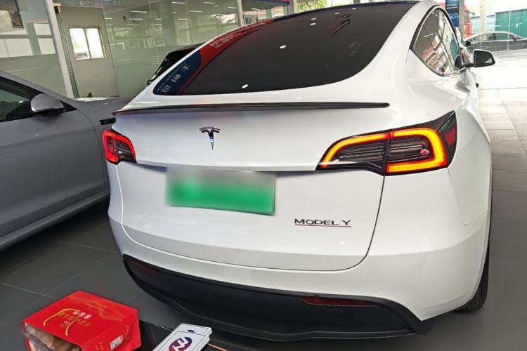 Used Tesla Model Y 2022 Performance High-Performance All-Wheel-Drive Version Rear