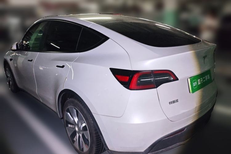Used Tesla Model Y 2022 Rear-Wheel-Drive Version Rear Left 45 Deg