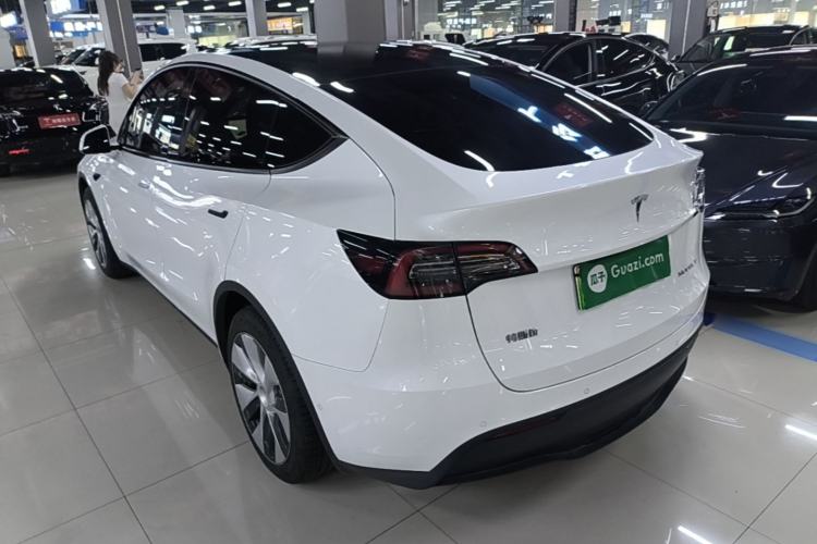 Used Tesla Model Y 2022 Rear-Wheel-Drive Version Rear Left 45 Deg