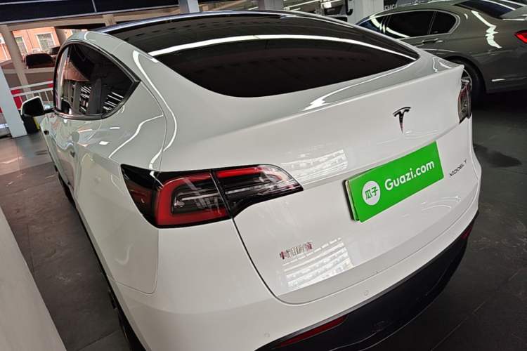 Used Tesla Model Y 2022 Rear-Wheel-Drive Version Rear Left 45 Deg