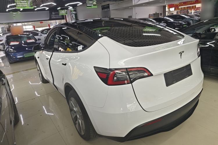 Used Tesla Model Y 2022 Long-Range All-Wheel-Drive Version Rear Left 45 Deg