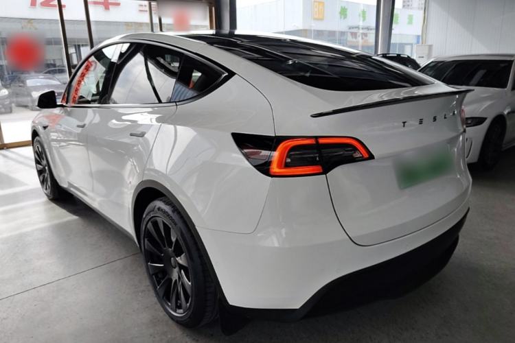 Used Tesla Model Y 2022 Rear-Wheel-Drive Version Rear Left 45 Deg