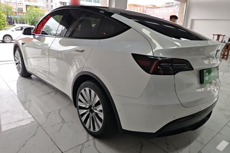 Used Tesla Model Y 2022 Rear-Wheel-Drive Version Rear Left 45 Deg