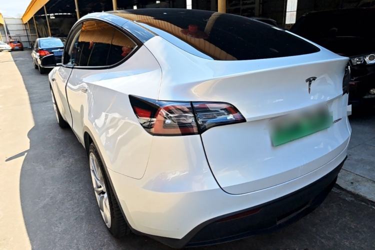Used Tesla Model Y 2022 Rear-Wheel-Drive Version Rear Left 45 Deg