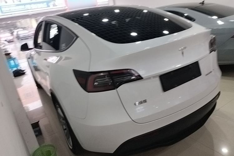 Used Tesla Model Y 2022 Rear-Wheel-Drive Version Rear Left 45 Deg