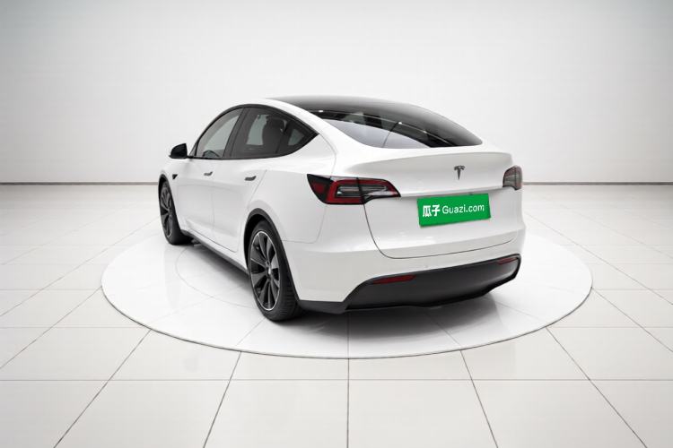 Used Tesla Model Y 2022 Rear-Wheel-Drive Version Rear Left 45 Deg