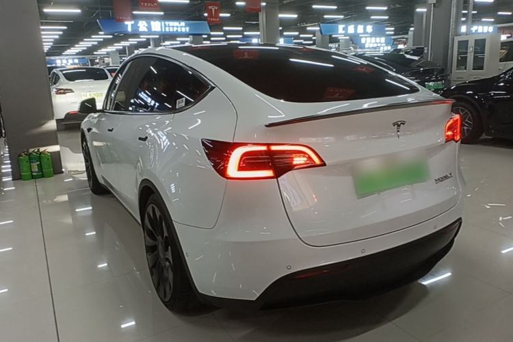 Used Tesla Model Y 2022 Performance High-Performance All-Wheel-Drive Version Rear Left 45 Deg