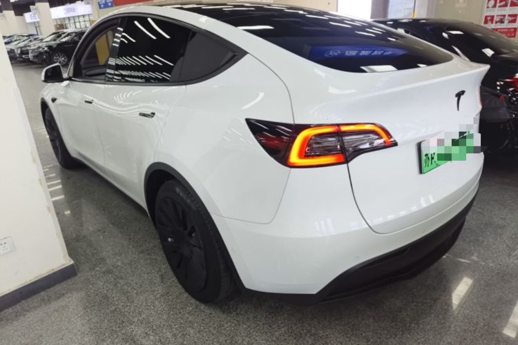 Used Tesla Model Y 2022 Rear-Wheel-Drive Version Rear Left 45 Deg