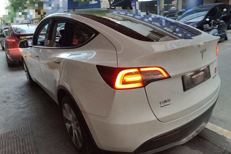 Used Tesla Model Y 2022 Rear-Wheel-Drive Version Rear Left 45 Deg