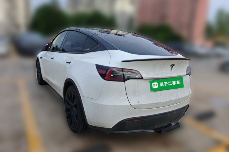 Used Tesla Model Y 2022 Long-Range All-Wheel-Drive Version Rear Left 45 Deg