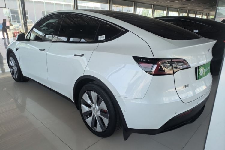 Used Tesla Model Y 2022 Rear-Wheel-Drive Version Rear Left 45 Deg